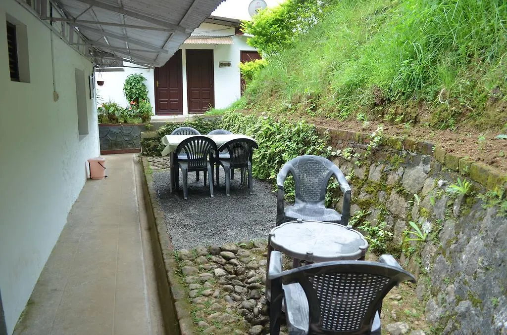 *** Affittacamere Hotel Rheinberg Town Haus Munnar India